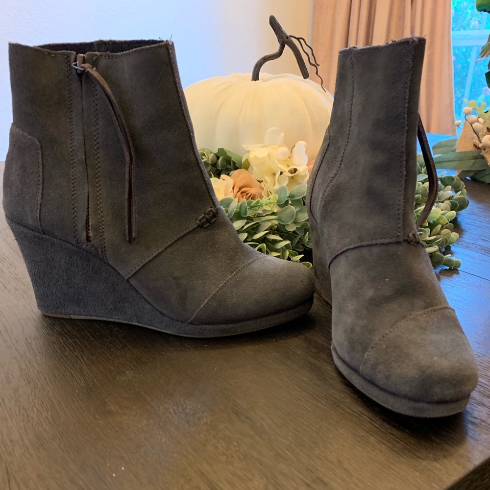 TOMS grey suede booties size 7.5